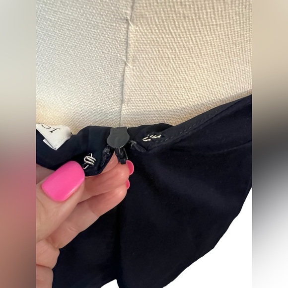 π π΅ NWOT J.CREW Navy Scalloped Hem Pencil Skirt | Womenβs Sz 0 - Picture 4 of 9